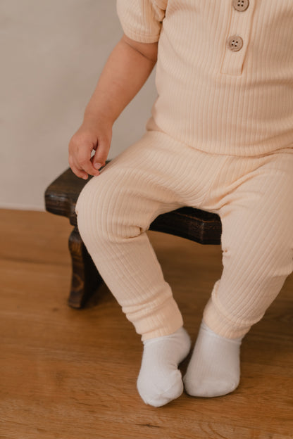 ORGANIC COTTON OAKLEY SHORT SLEEVE BODYSUIT - PEBBLE CLAY