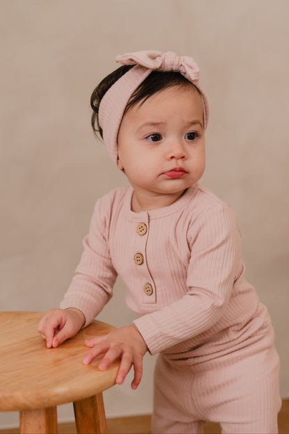 ORGANIC COTTON BRYNNE LONG SLEEVE BODYSUIT - CAMELLIA BLUSH