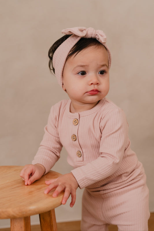 ORGANIC COTTON BRYNNE LONG SLEEVE BODYSUIT - CAMELLIA BLUSH